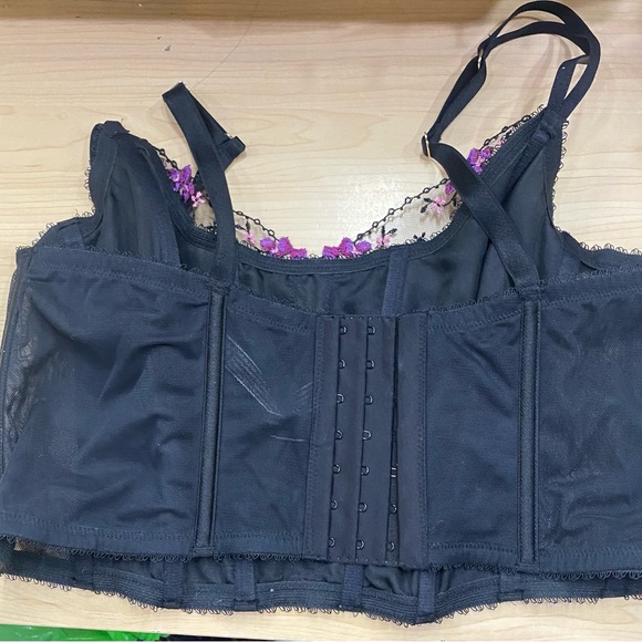 Victoria secret corset top - Picture 2 of 3